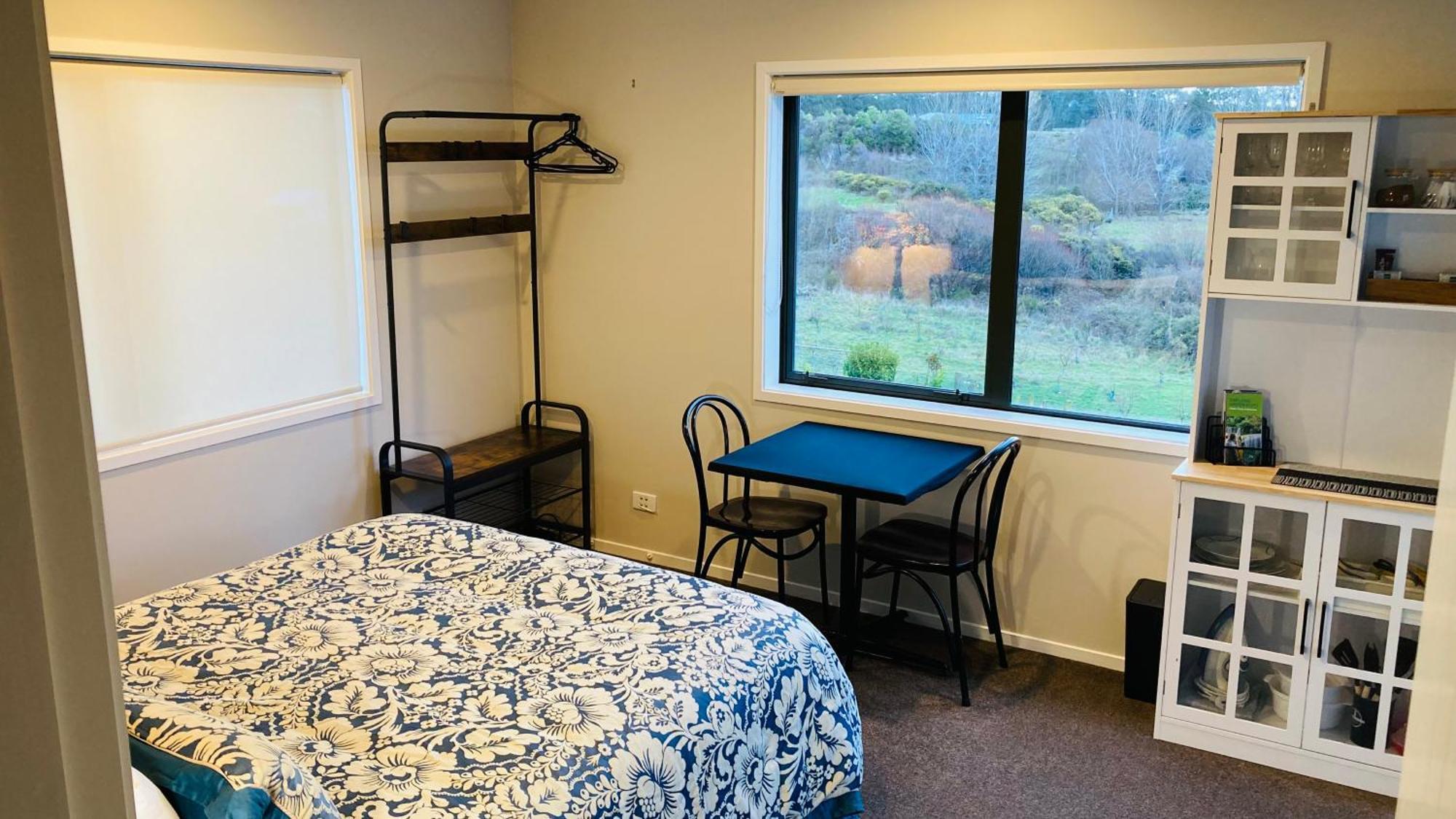 Maymorn Orchard Suites Upper Hutt Room photo